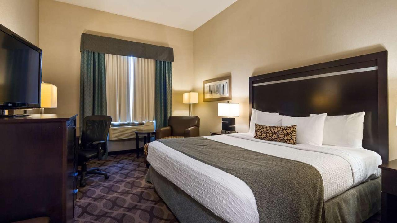 Best Western Plus Travel Hotel Toronto Airport Bagian luar foto