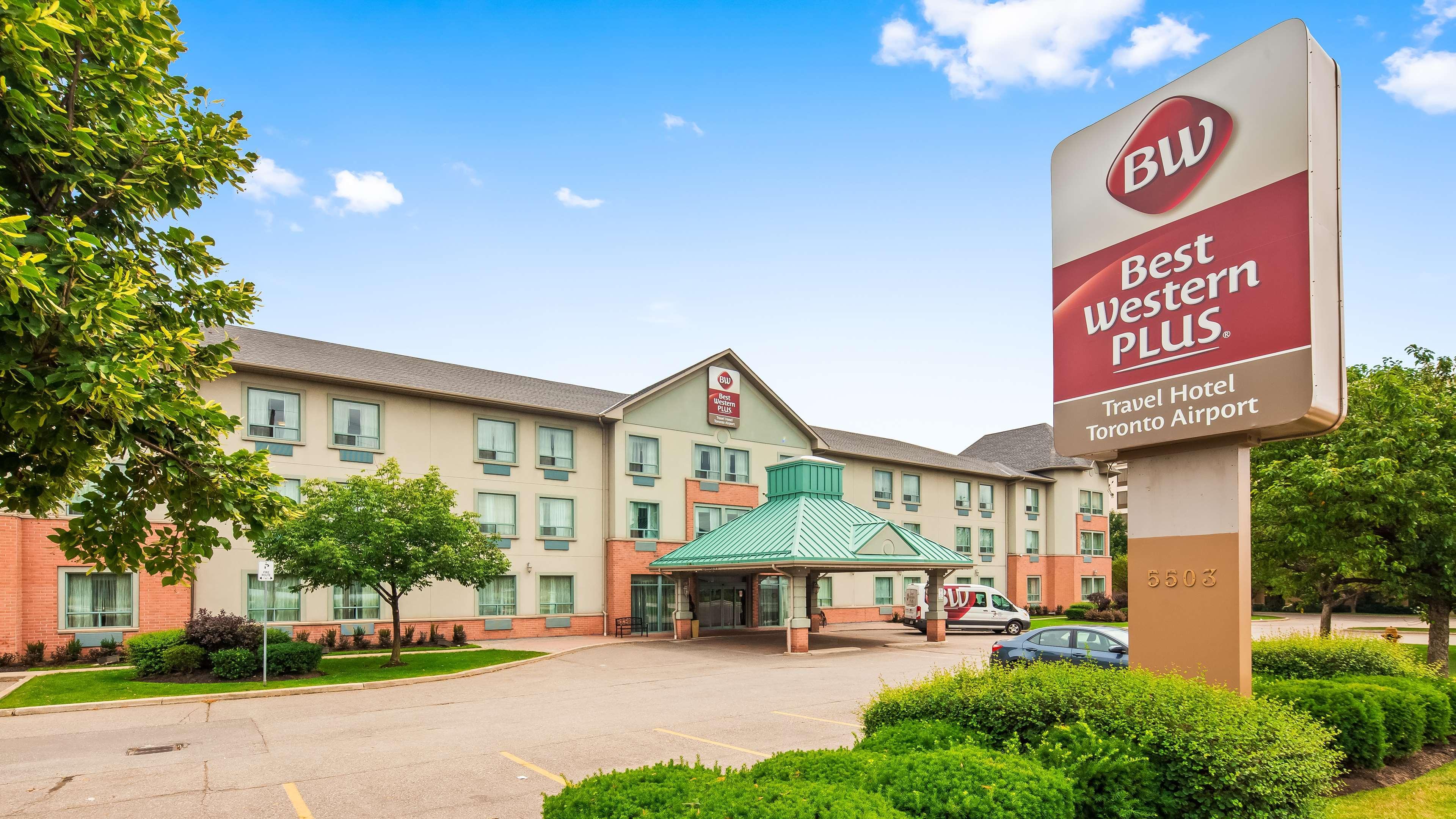 Best Western Plus Travel Hotel Toronto Airport Bagian luar foto