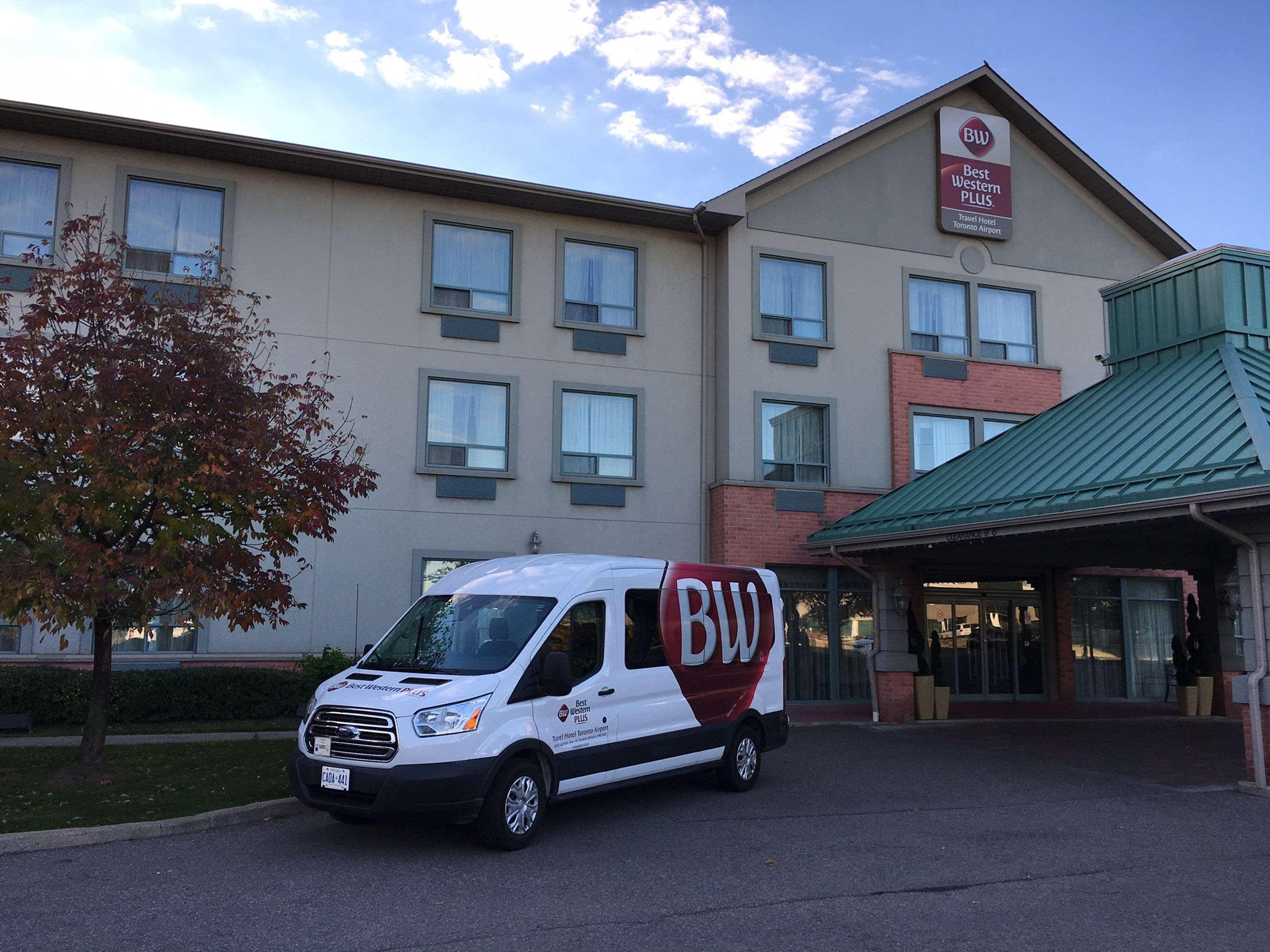 Best Western Plus Travel Hotel Toronto Airport Bagian luar foto