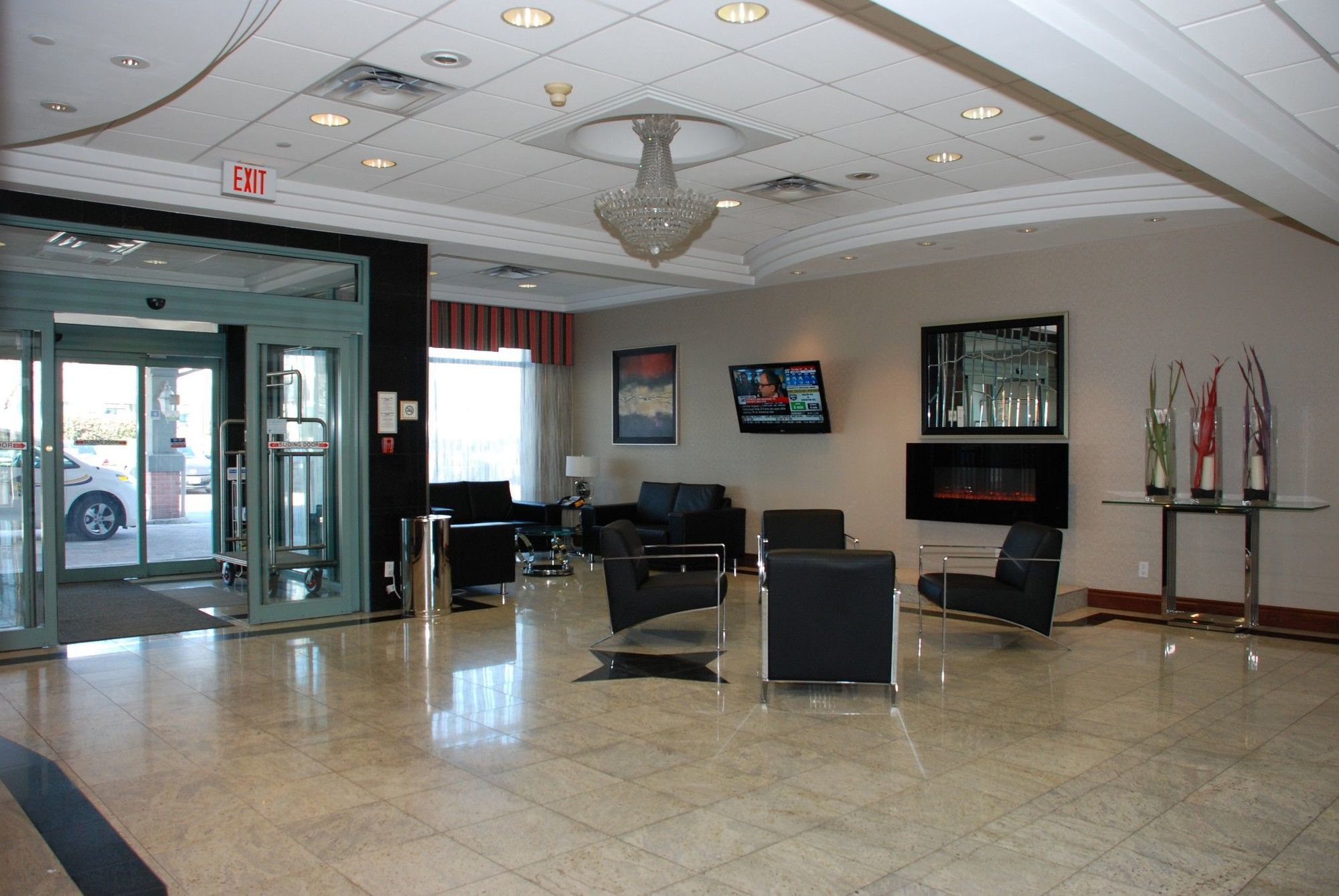 Best Western Plus Travel Hotel Toronto Airport Bagian luar foto